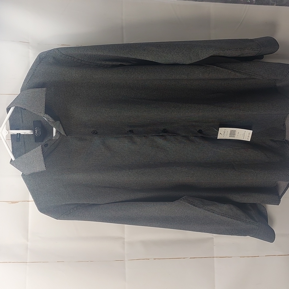 Jones new York men's long sleeve button up dress shirt size L 32/33